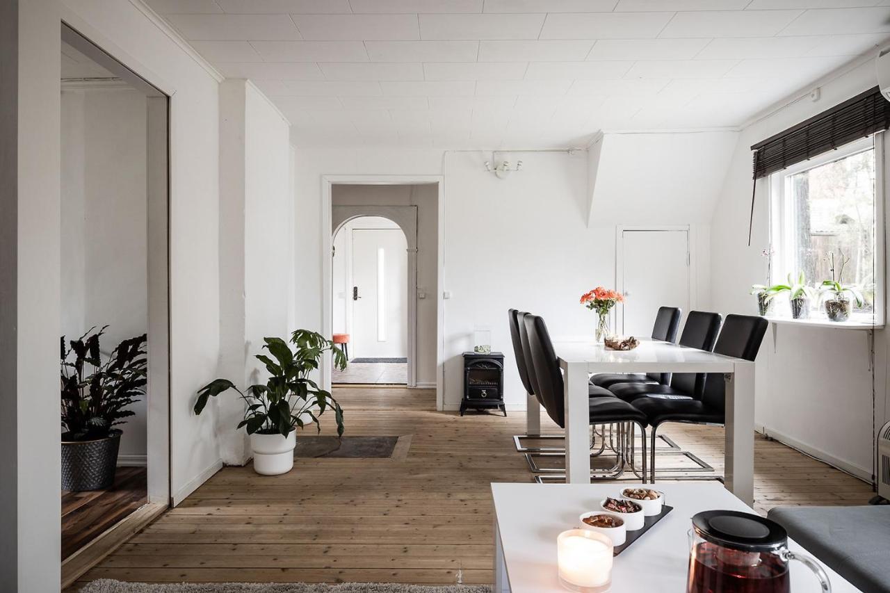 The Little Oasis In Gothenburg Villa Exterior photo